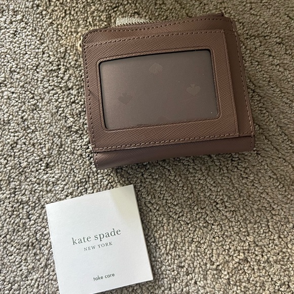 Kate Spade wallet! - Picture 3 of 3